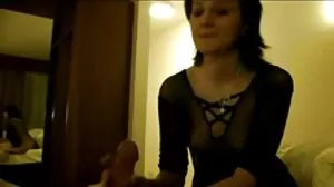இரட்டை ஊடுருவல் குழந்தை சேவல் அடைத்த போது மூவரில் squirts
