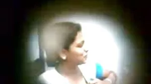 அடிபணிந்த சகோதரி கேப்ரியல் கிளேட்டன் காக்ஸ் ஆன் டிக் மற்றும் ப்ரூட் குத துளையிடுதலைப் பெறுகிறார்