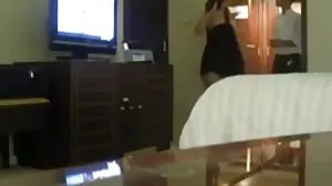 பெர்கைட் லெஸ்பியன் ஸ்கிர்டிங் டைட் அப் ஃபெம்டம்