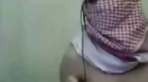 கிளாம் பேண்டியை விரும்பும் லெஸ்பியன்கள் புஸ்ஸி சாப்பிடுகிறார்கள்