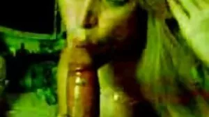 சீருடை அணிந்த கருப்பு செவிலியர் பிஎஃப்