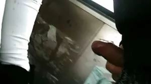 மில்ஃப் லெஸ்பியன் மசாஜ் மூலம் புணர்ந்தார்
