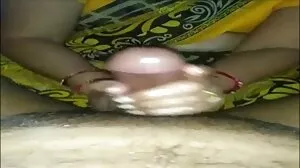 அவநம்பிக்கையான நர்ஸ் மற்றும் சில பச்சை பில்கள்